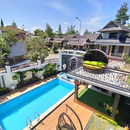 Villa Kota Bunga Malini 7 Cinengangirang Exterior foto